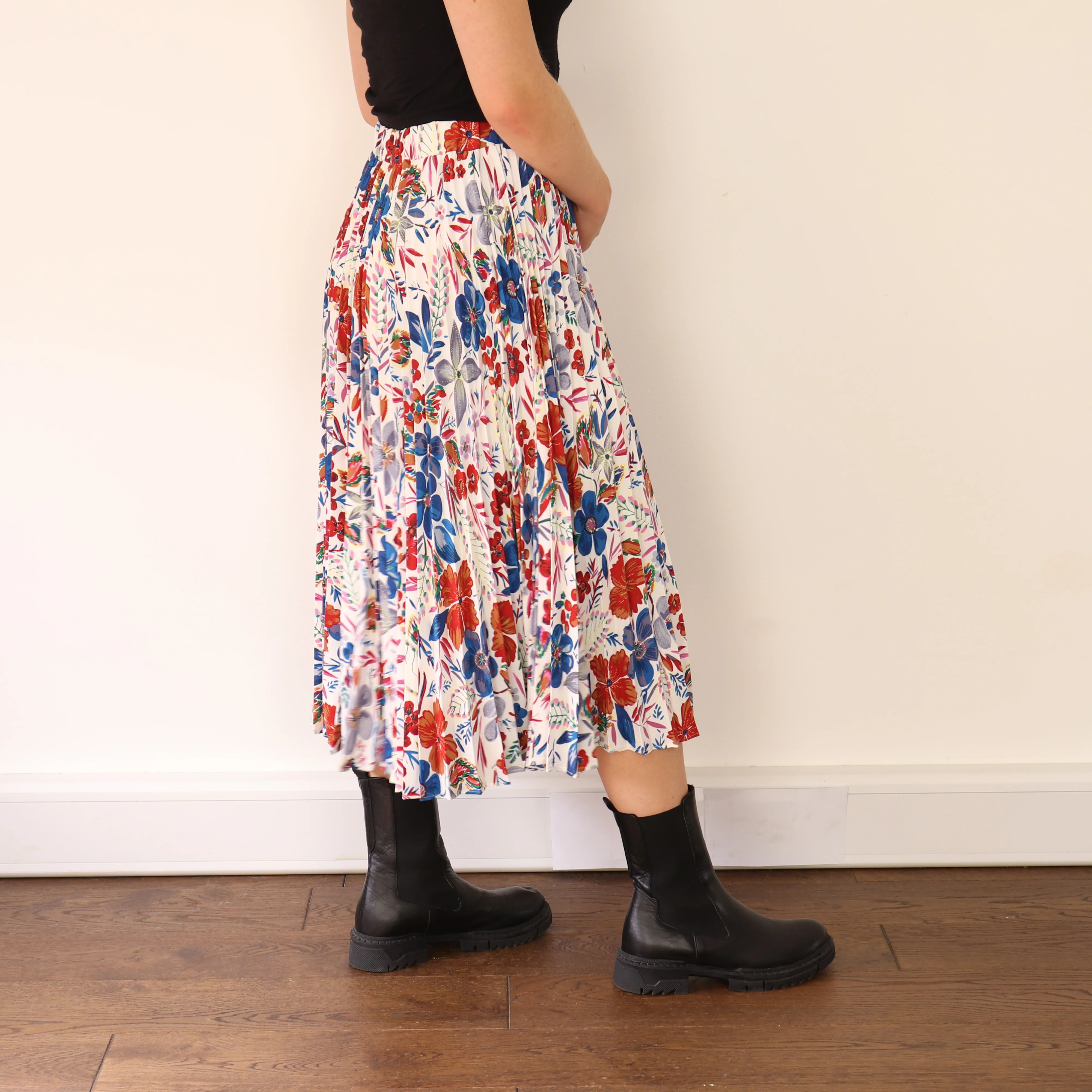 Skirt, UK Size 10 - Image 3