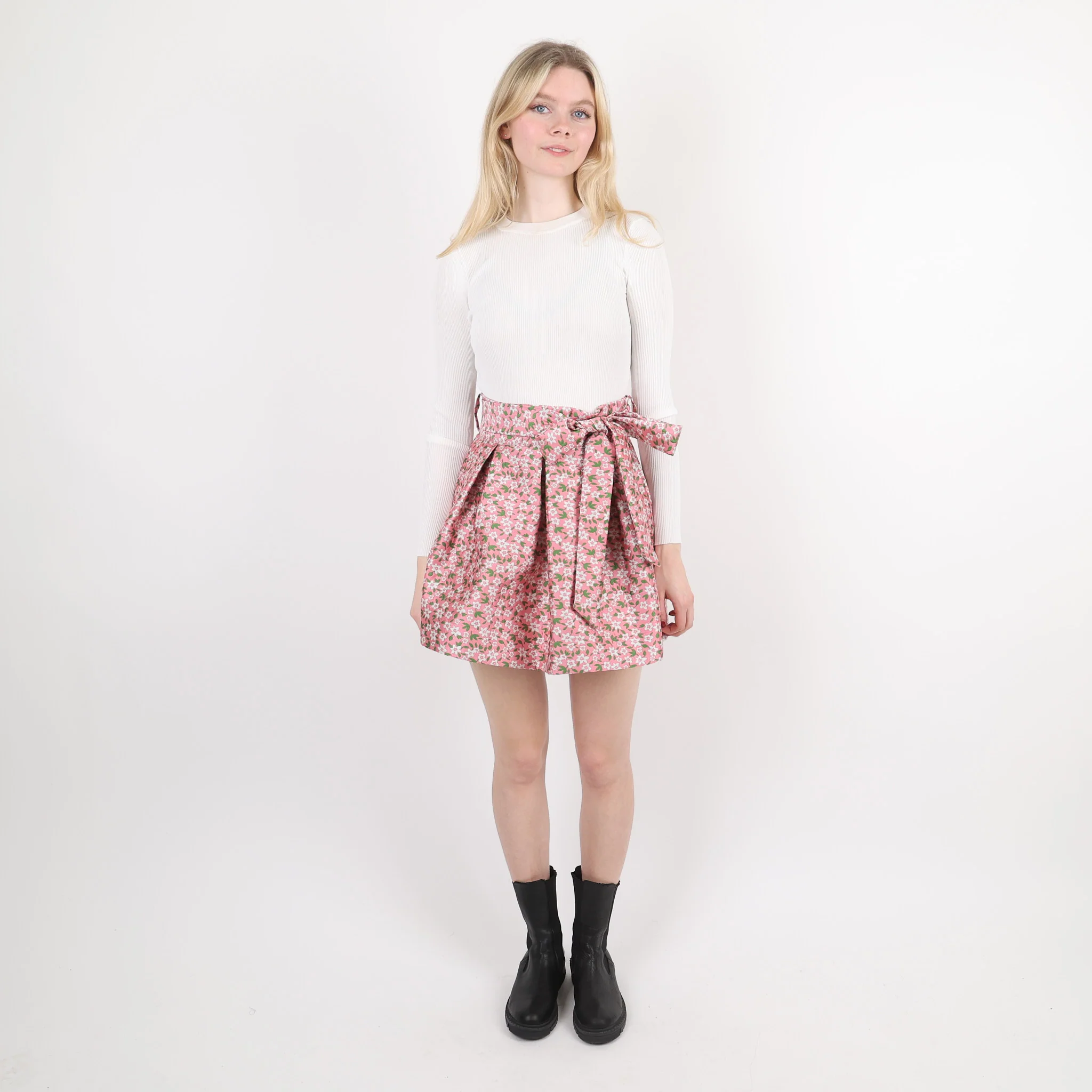 Skirt, UK Size 8