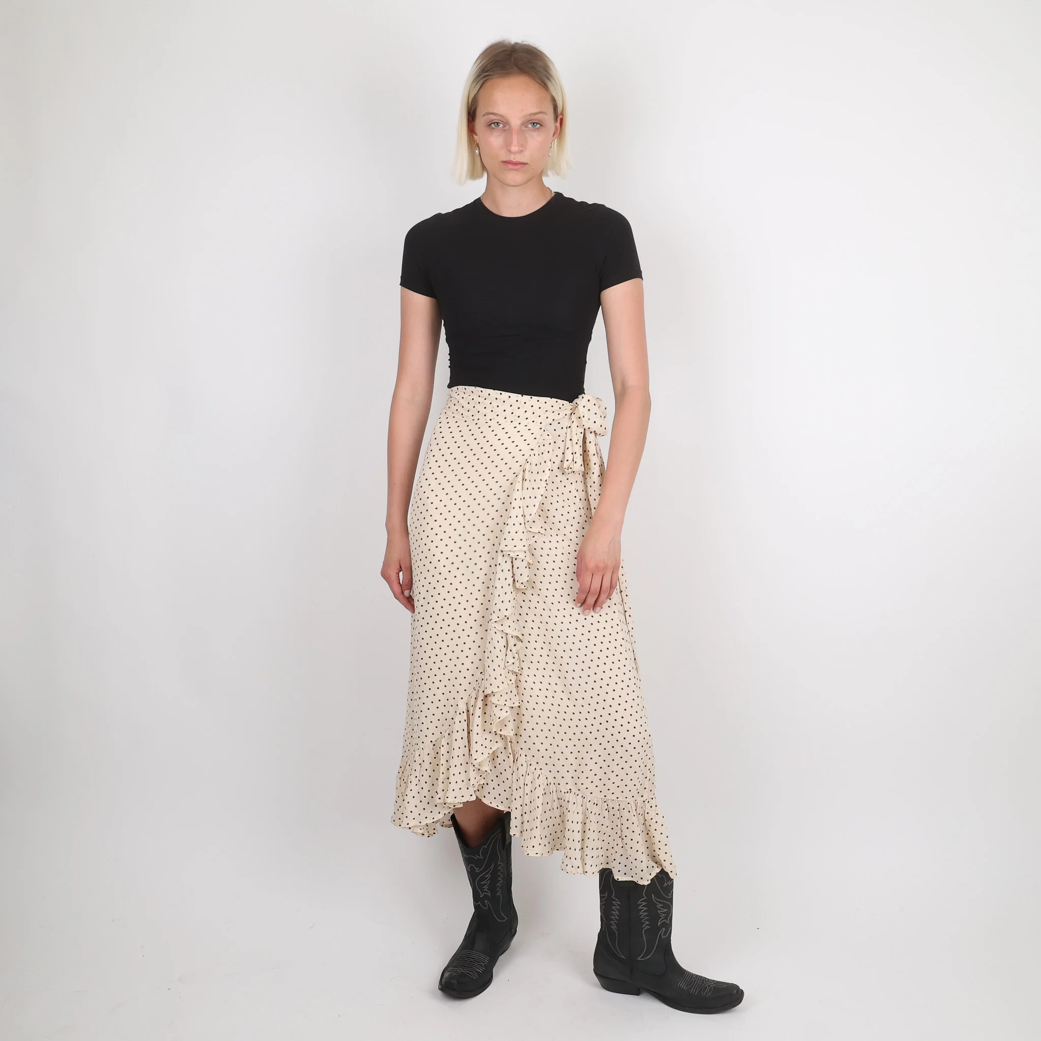 Skirt, UK Size 6 - Image 2