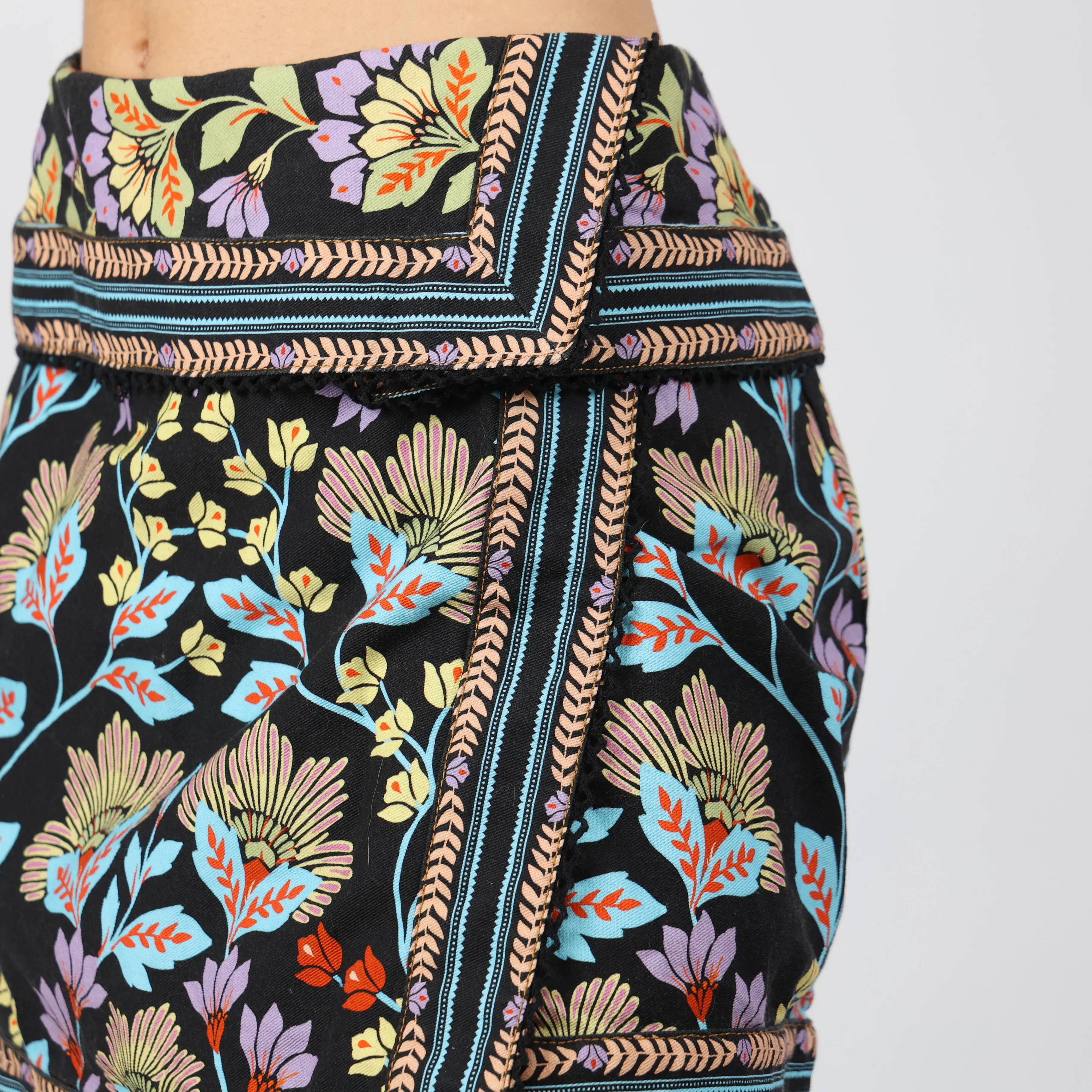 Skirt, Waist 28 - Image 4
