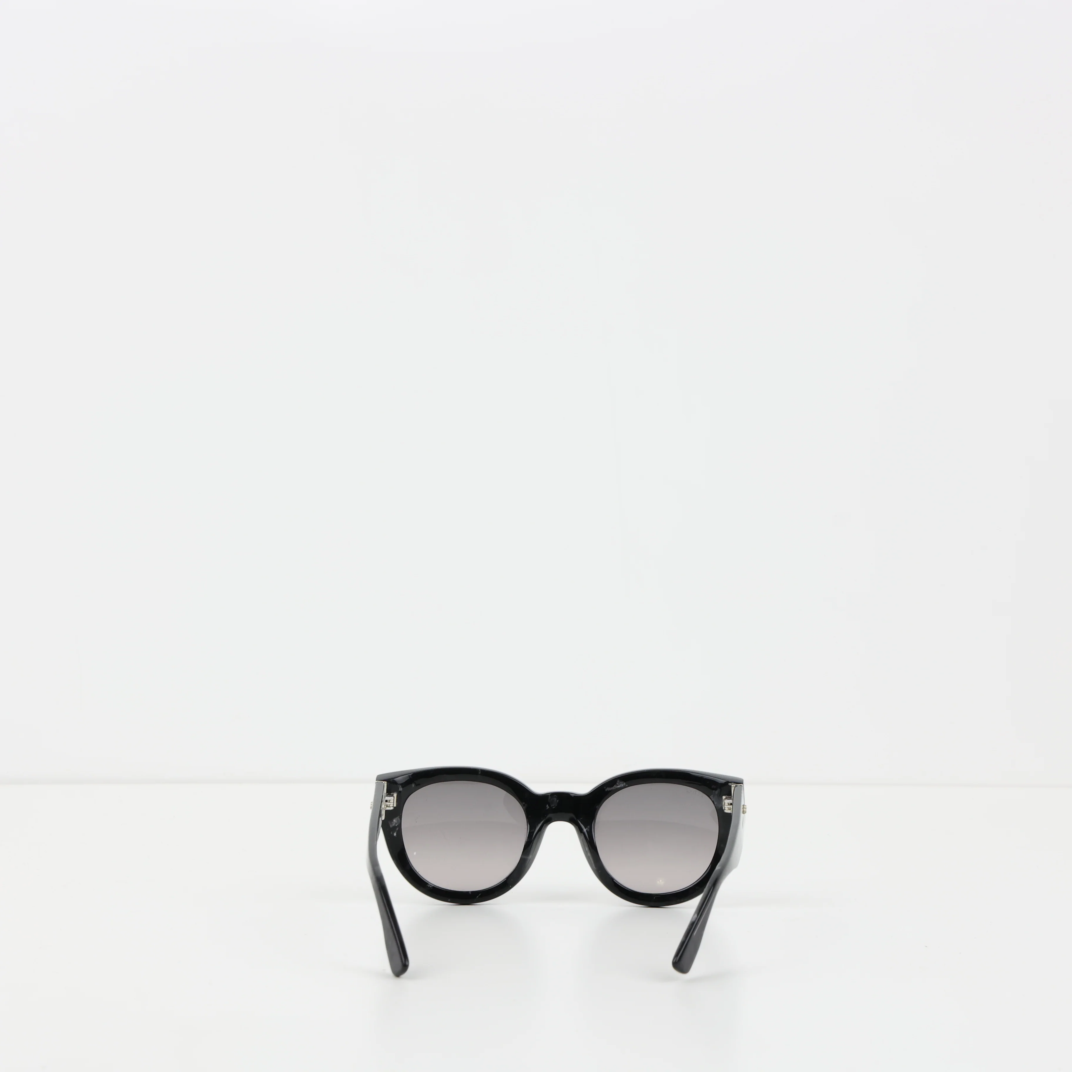 Sunglasses, UK Size One Size - Image 2