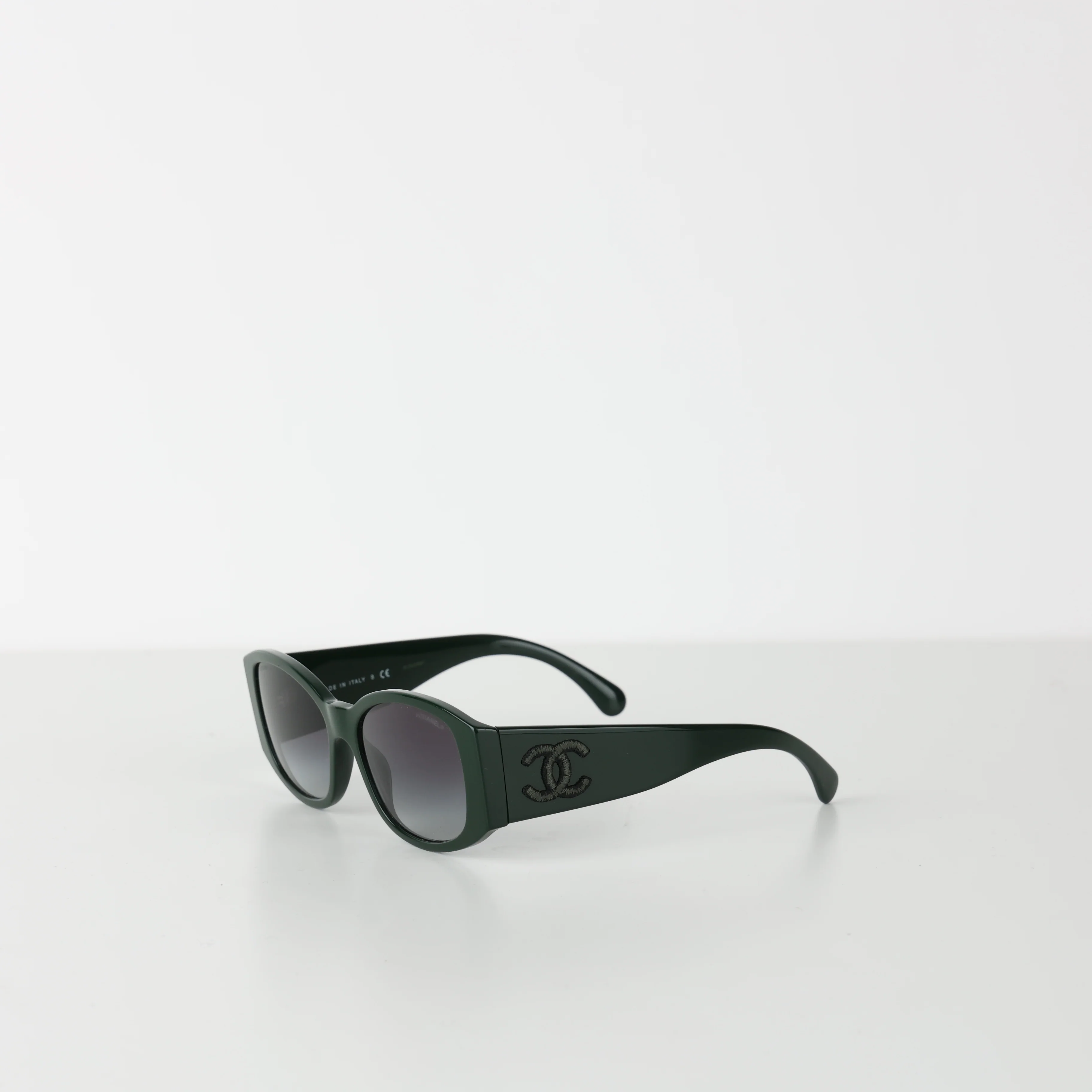 Sunglasses, UK Size One Size - Image 2