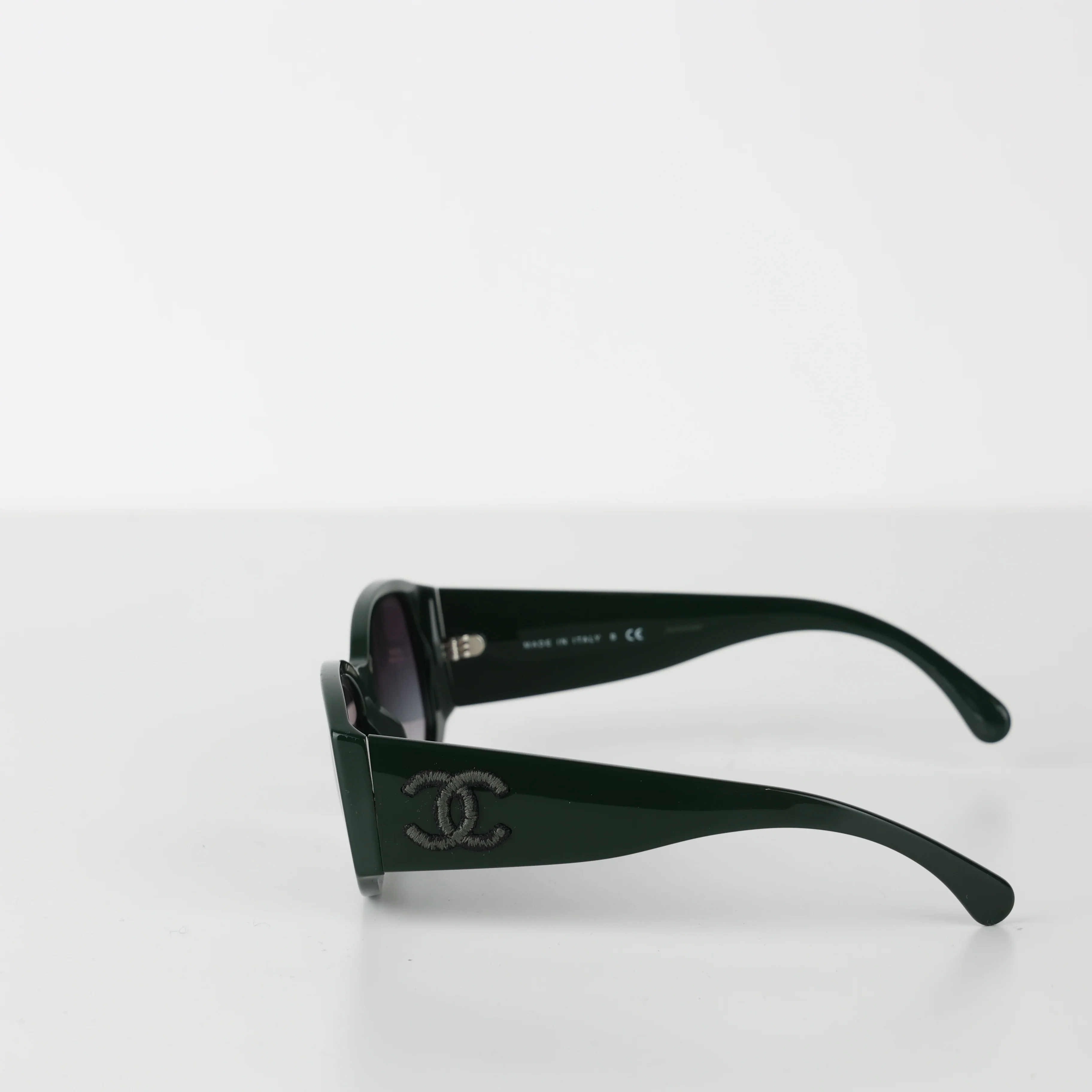 Sunglasses, UK Size One Size - Image 5