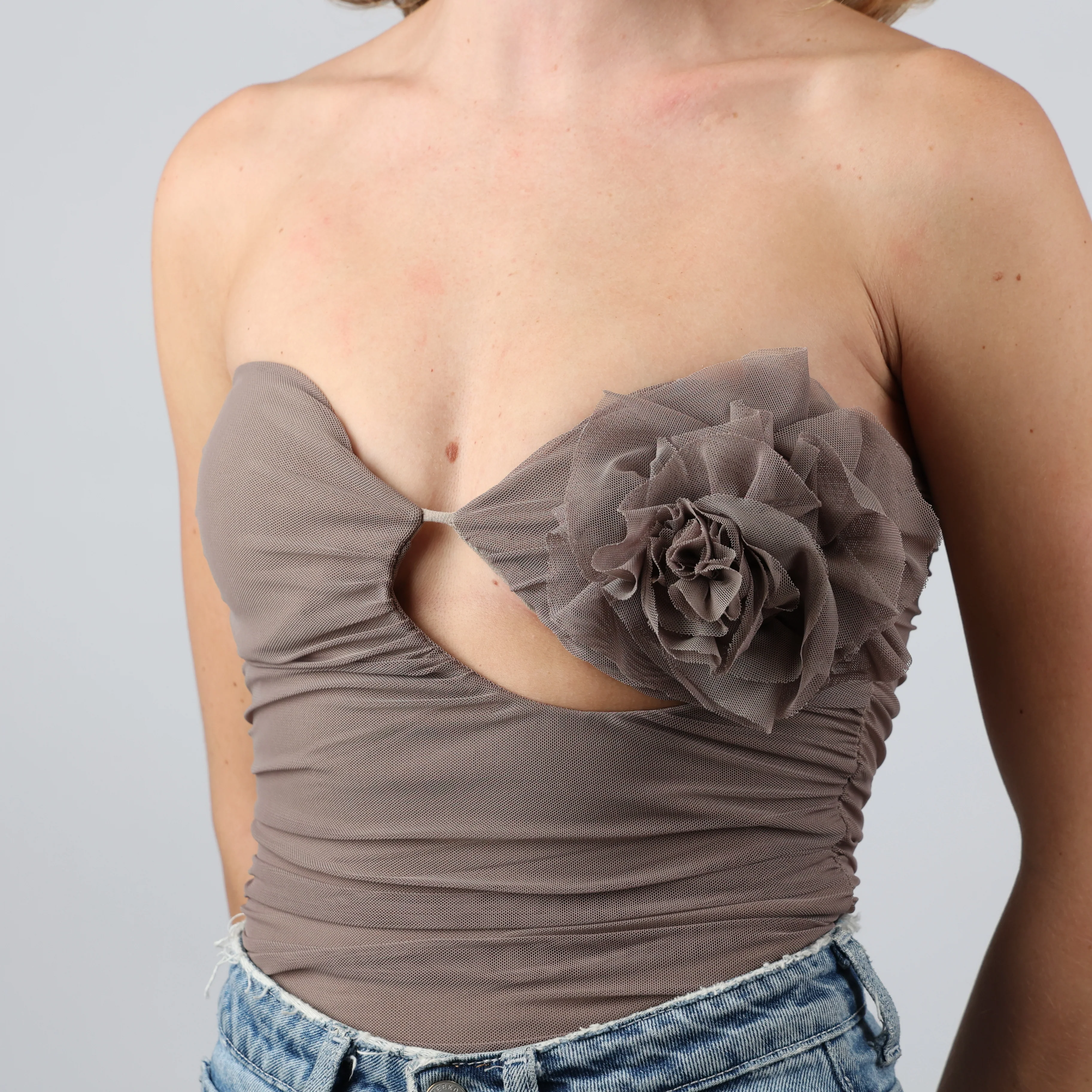 Top, UK Size 6 - Image 4