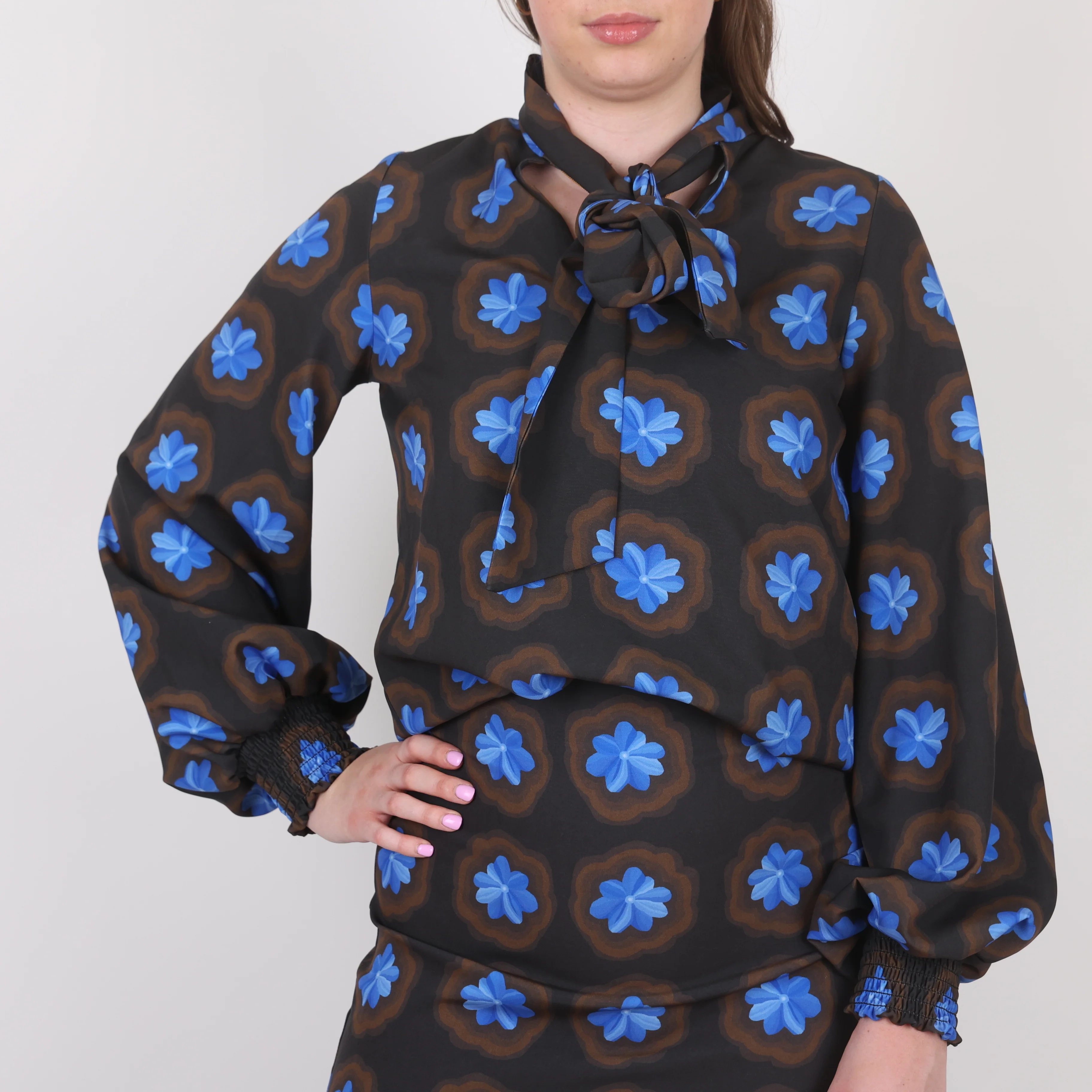 Top, UK Size 6 - Image 4