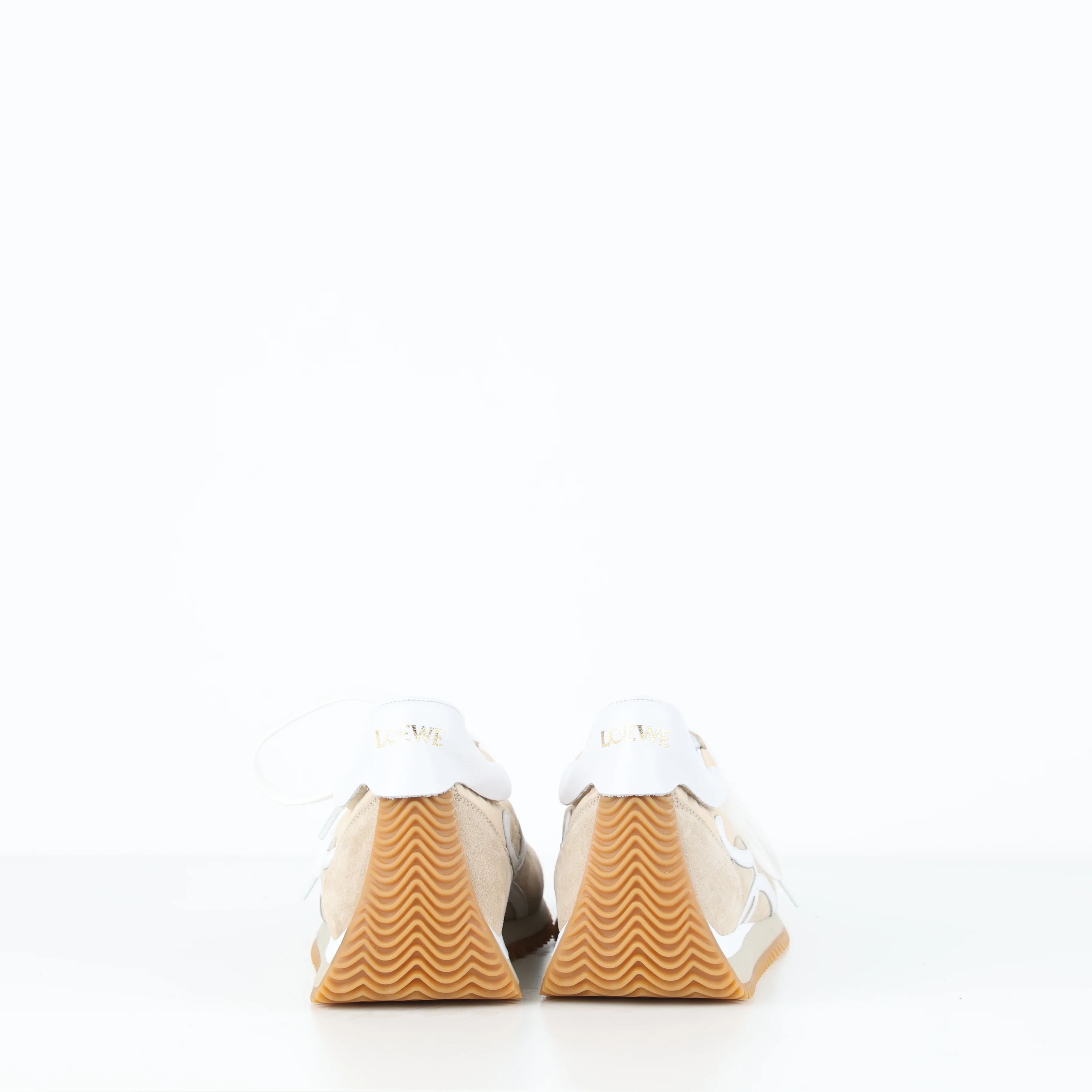 Trainers , Shoe Size 38 - Image 4