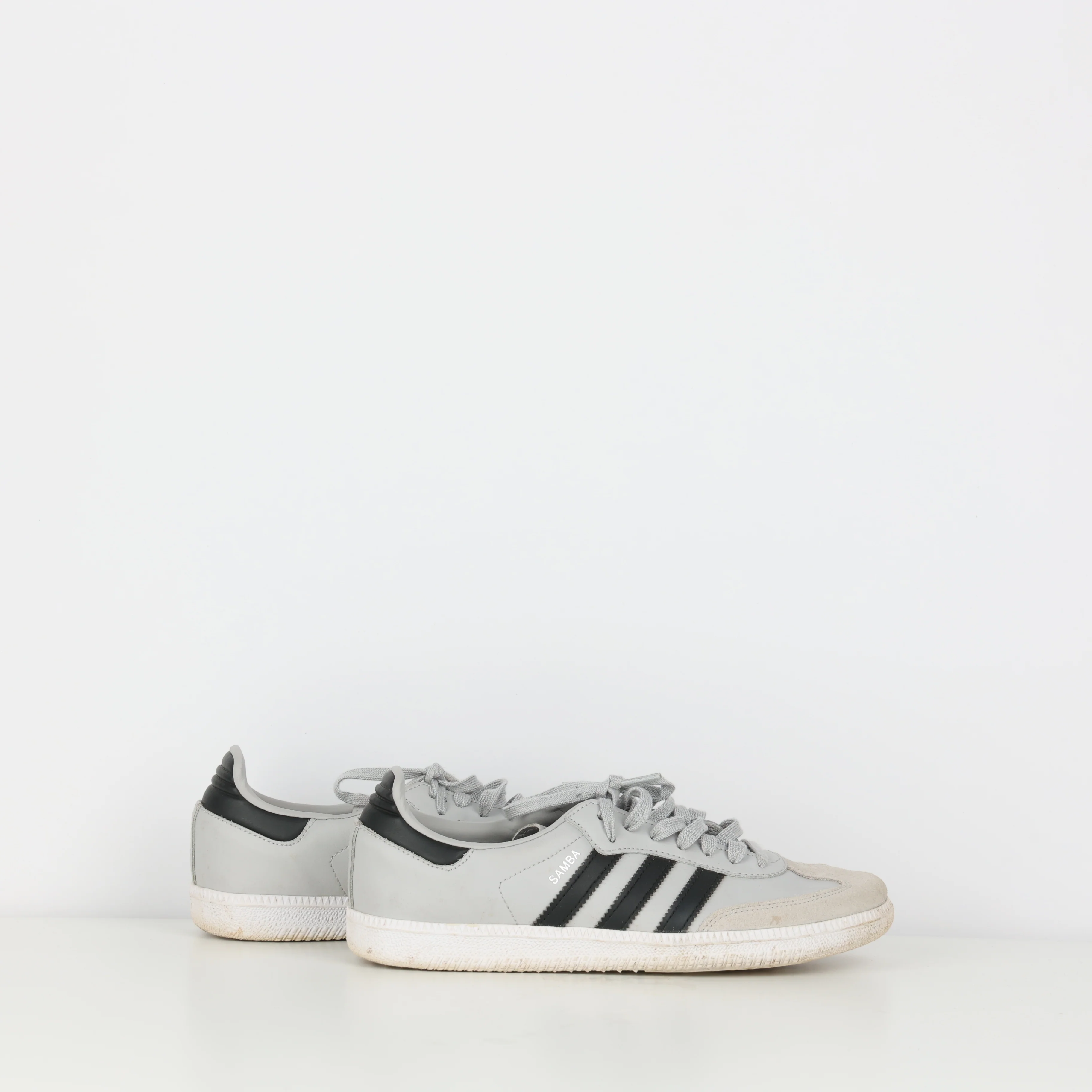 Trainers , Shoe Size 38 - Image 3