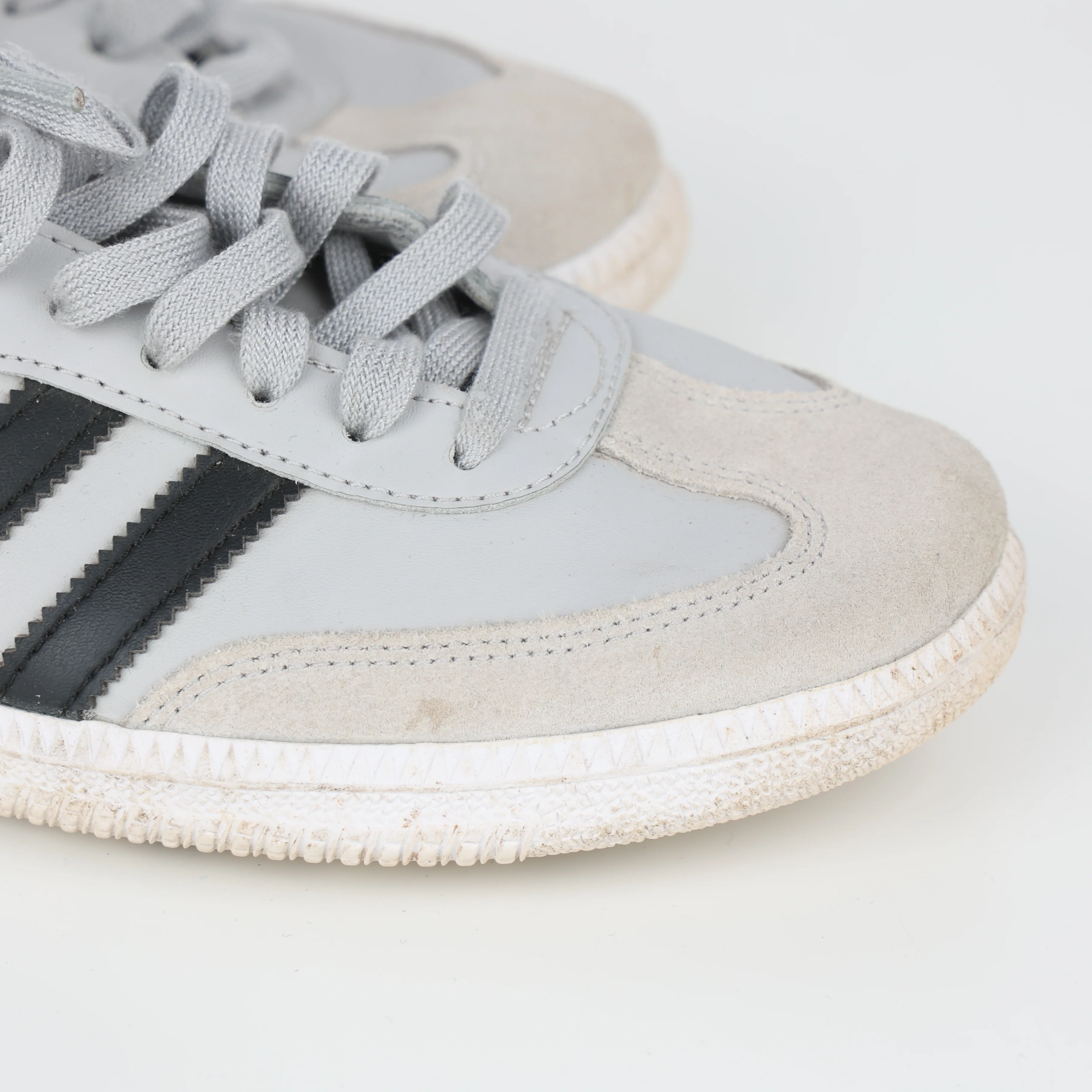 Trainers , Shoe Size 38 - Image 5