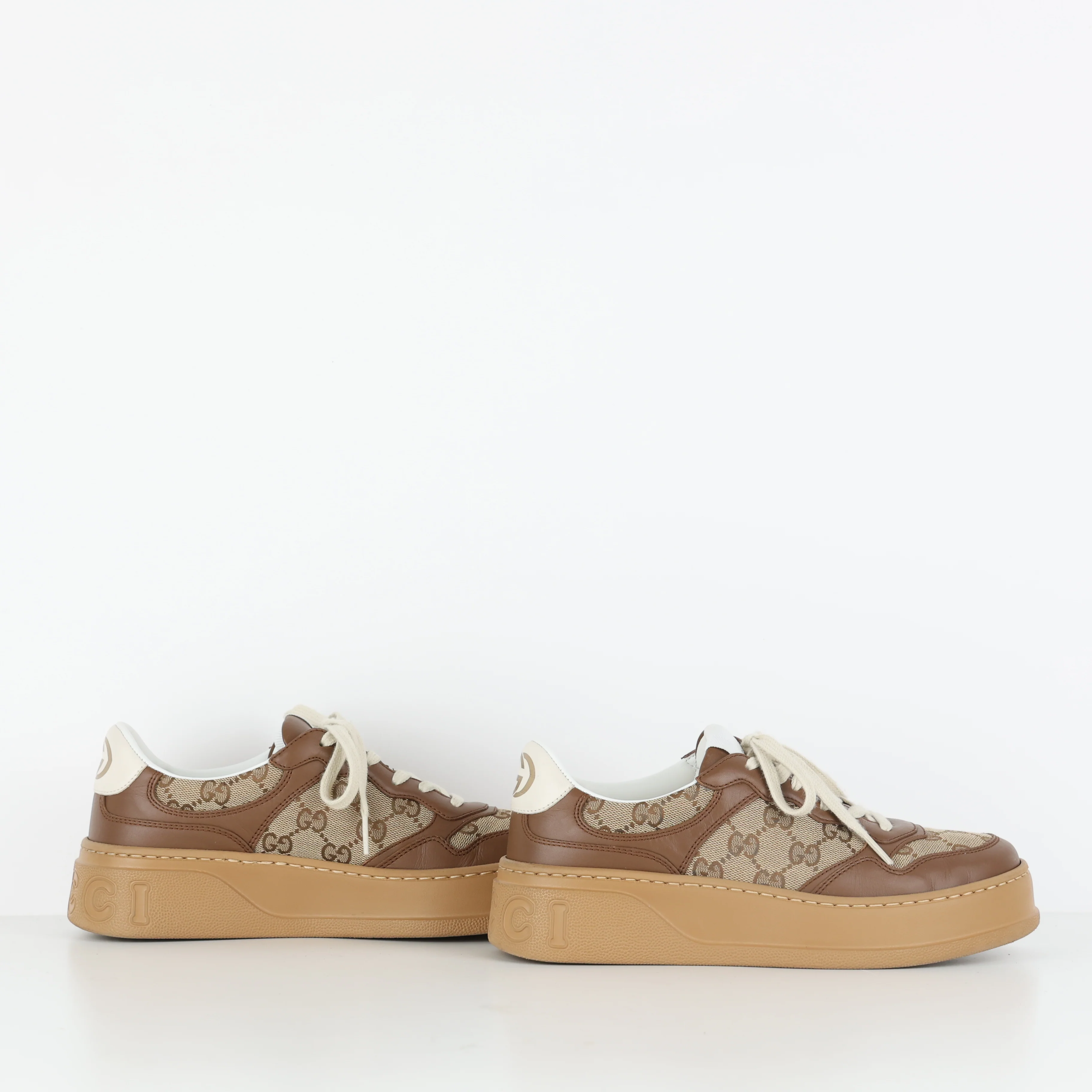 Trainers , Shoe Size 38 - Image 2