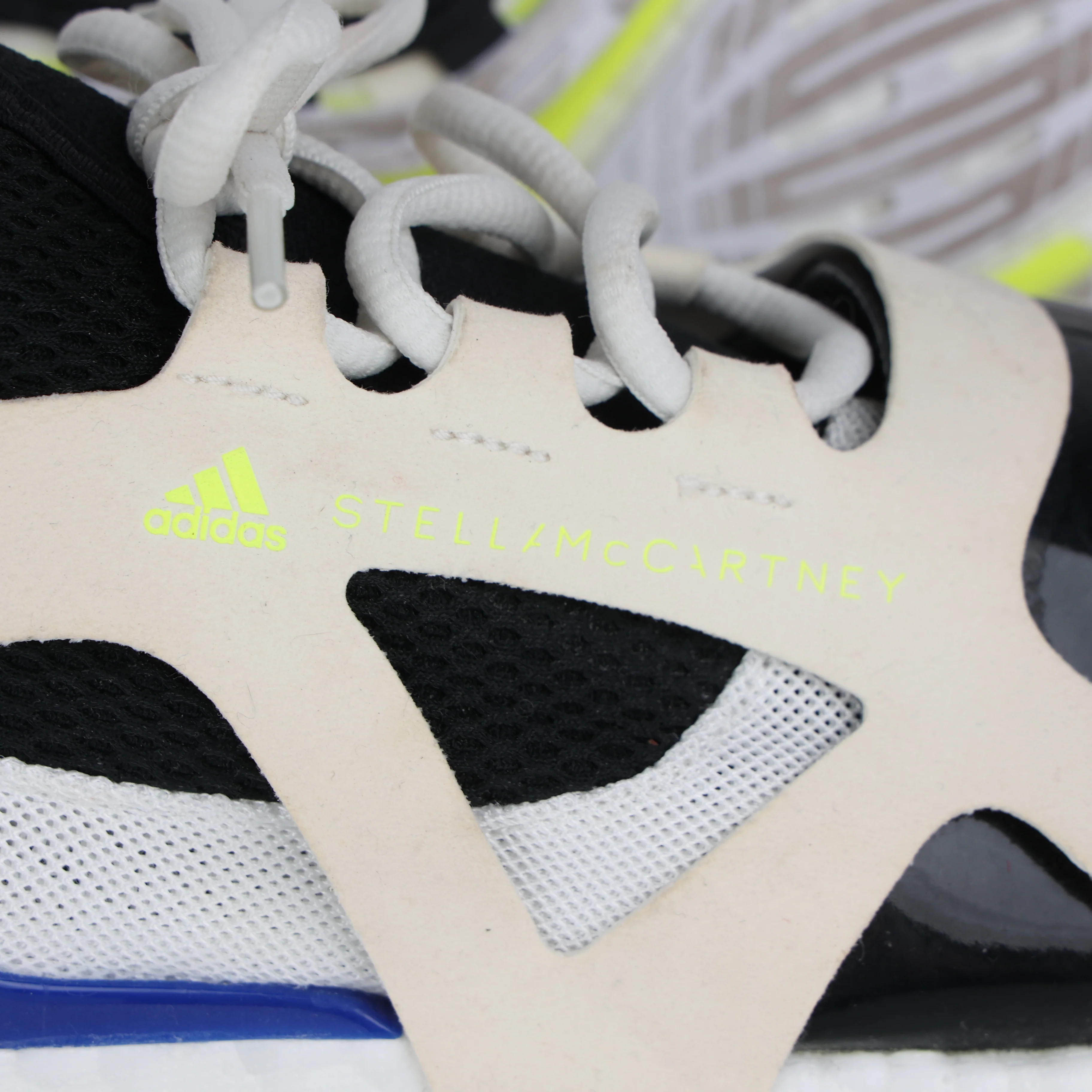 Trainers , Shoe Size 38 - Image 6