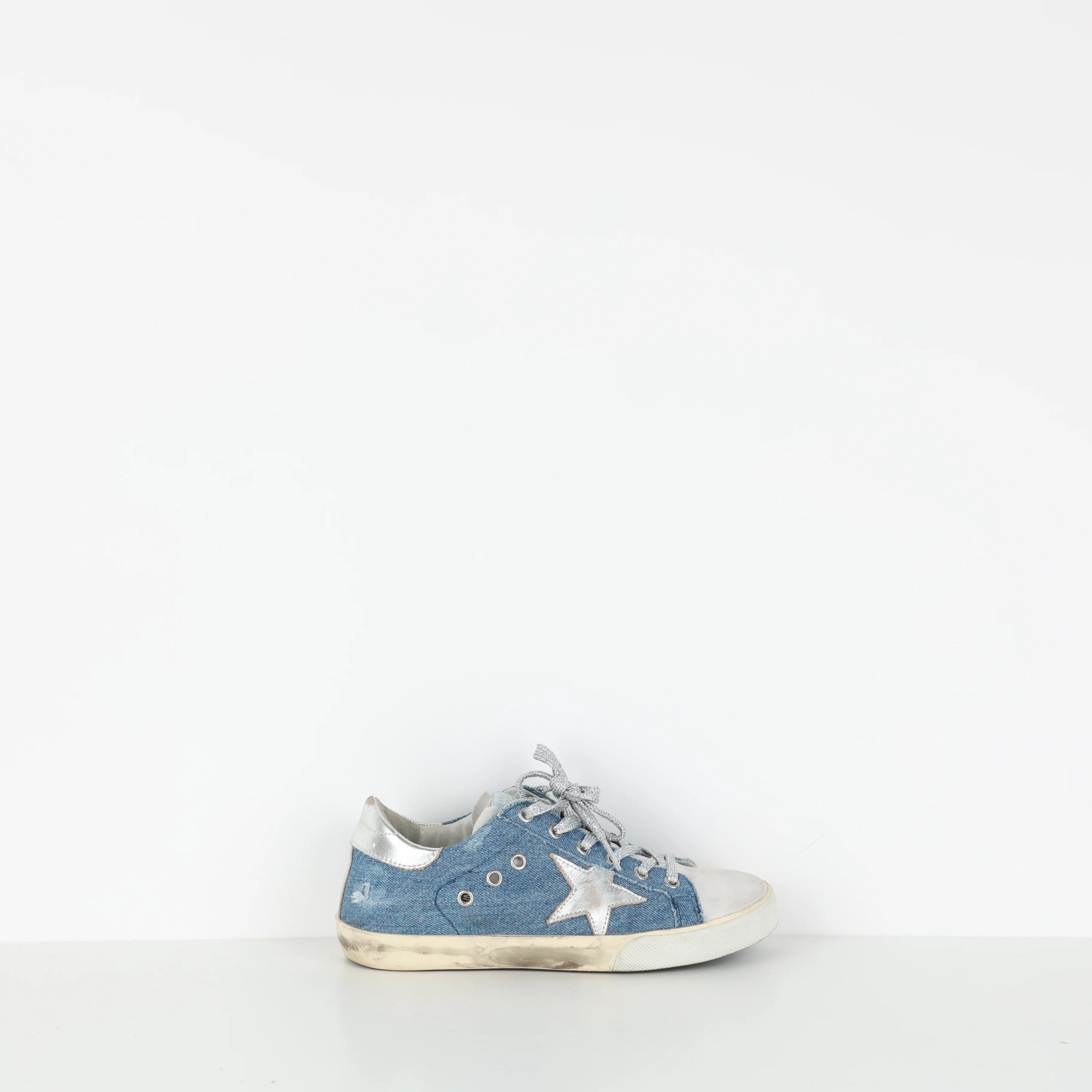 Trainers , Shoe Size 37