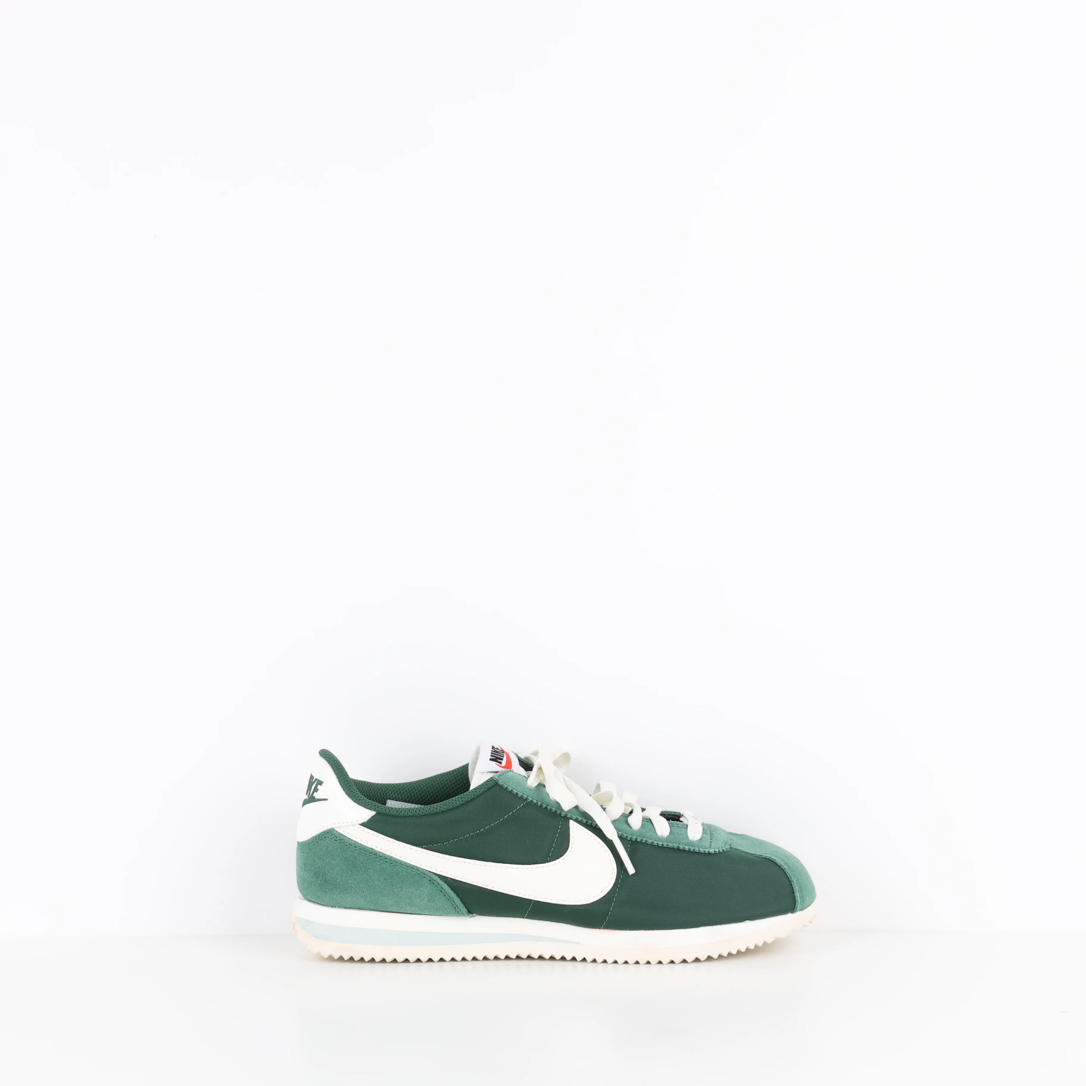 Trainers , Shoe Size 40