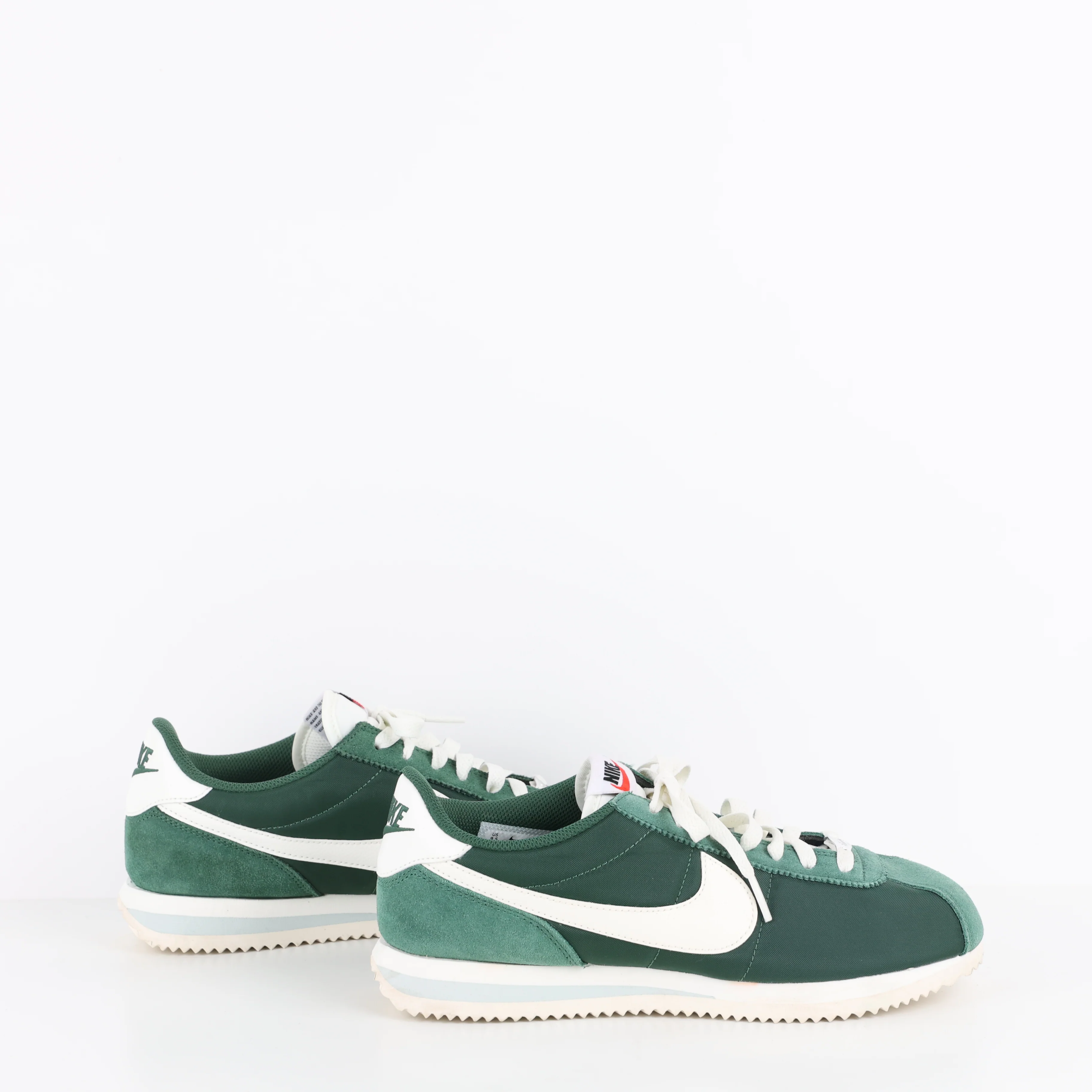 Trainers , Shoe Size 40 - Image 2