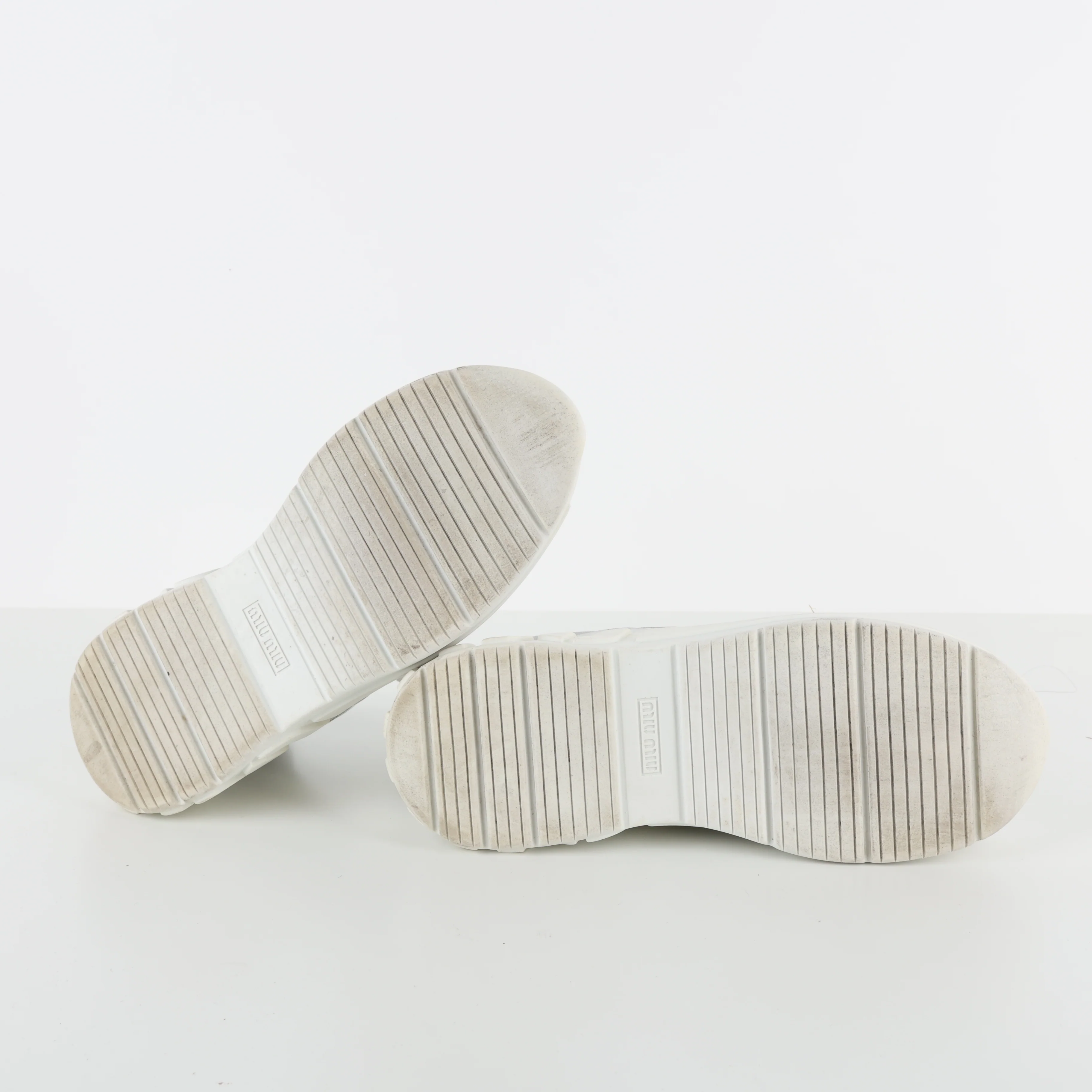 Trainers , Shoe Size 39 - Image 6