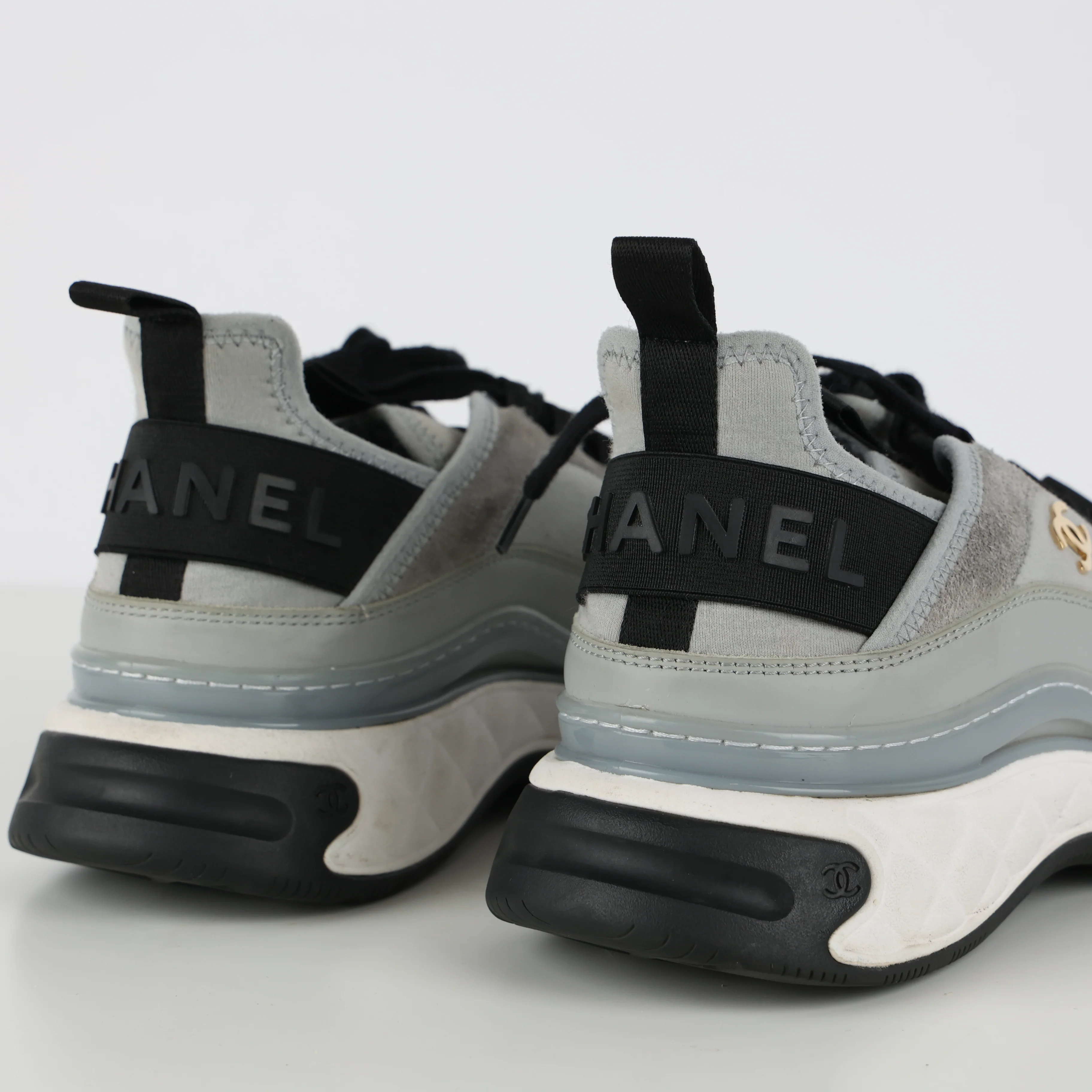 Trainers , Shoe Size 40.5 - Image 7