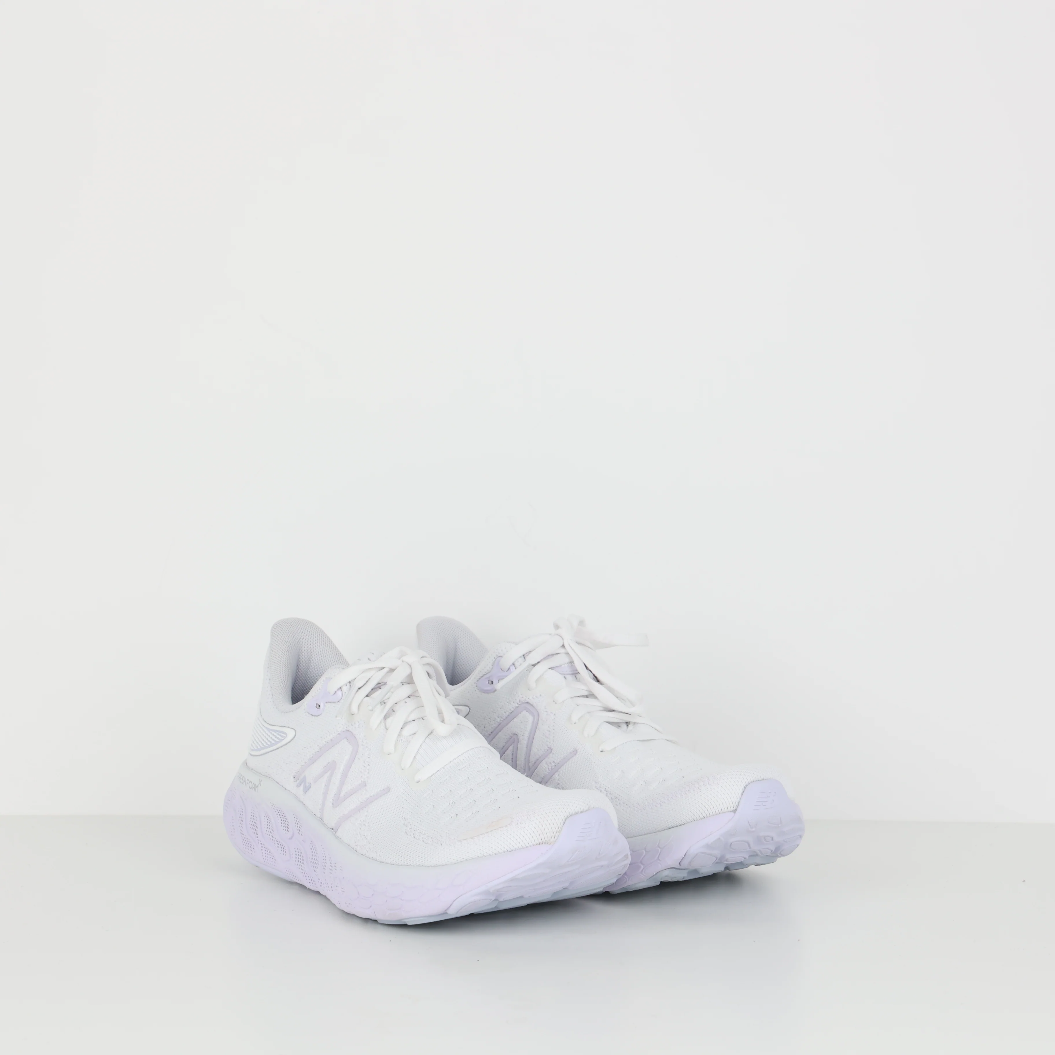 Trainers , Shoe Size 38 - Image 3