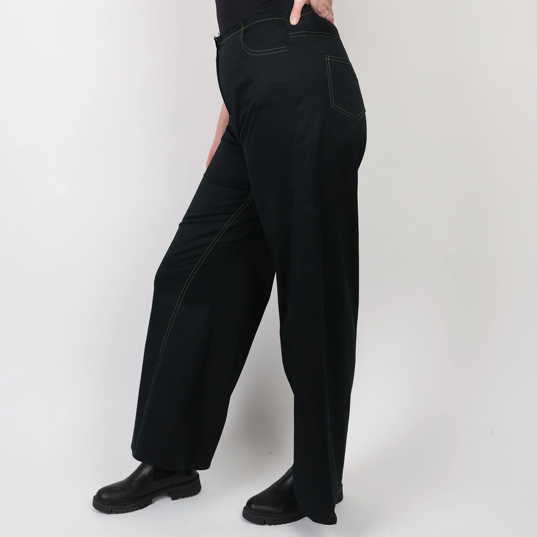 Trousers, UK Size 14 - Image 3