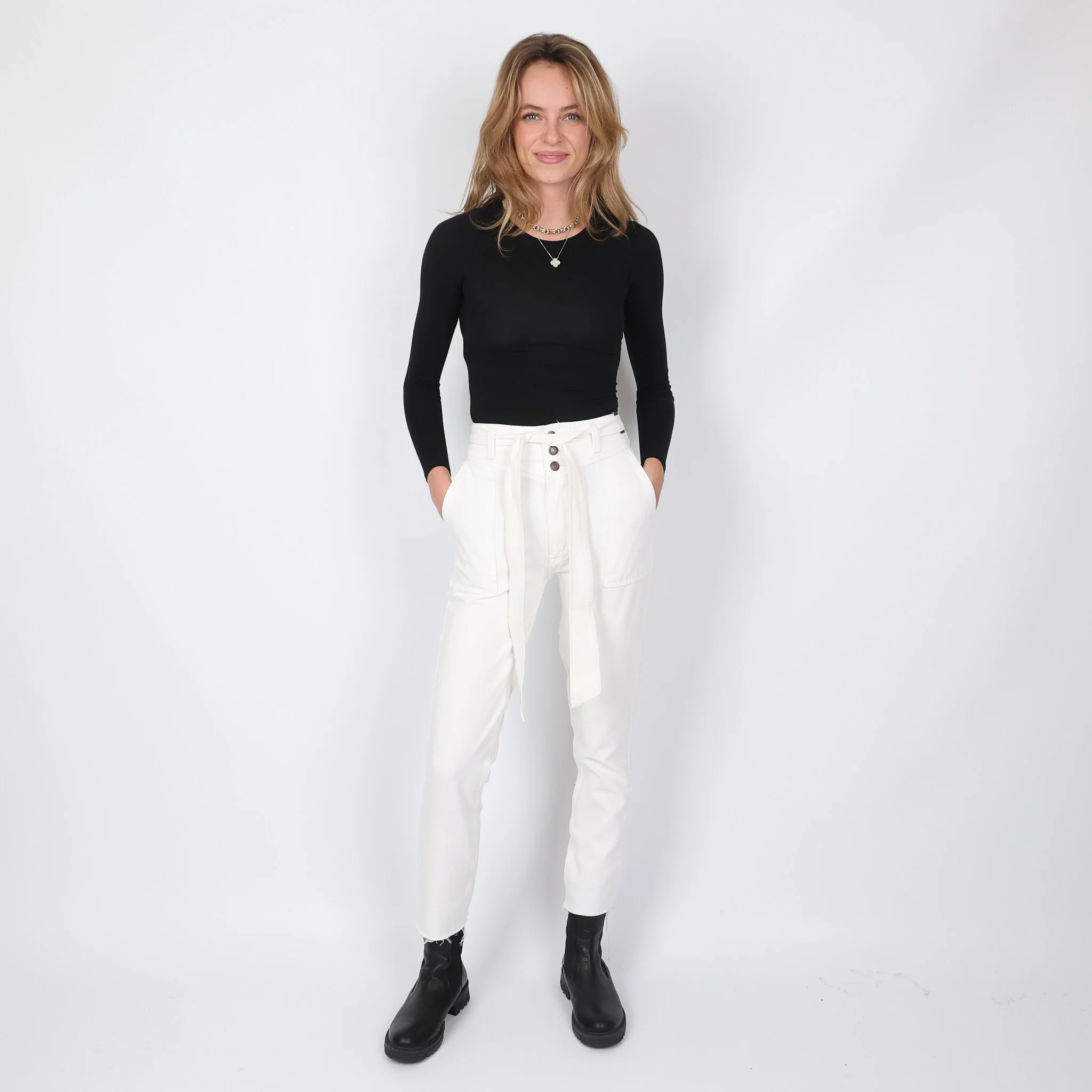 Trousers, Waist 24